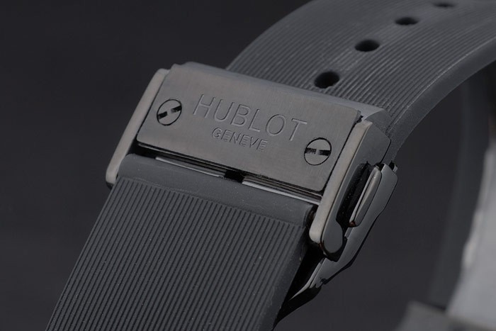 Hublot Big Bang bracelet en caoutchouc noir blanc Checkered Dial 80201-4