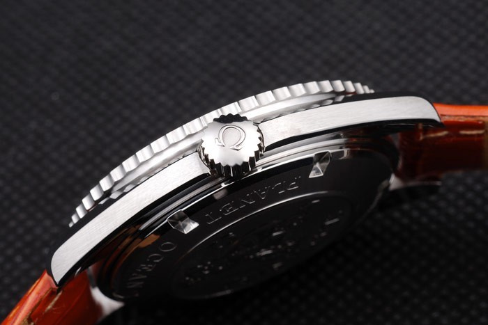 Omega Seamaster Planet High Qualité Replique Montre 4443-7